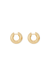 Kendra Scott: Mikki Huggie Earrings - Gold | Makk Fashions