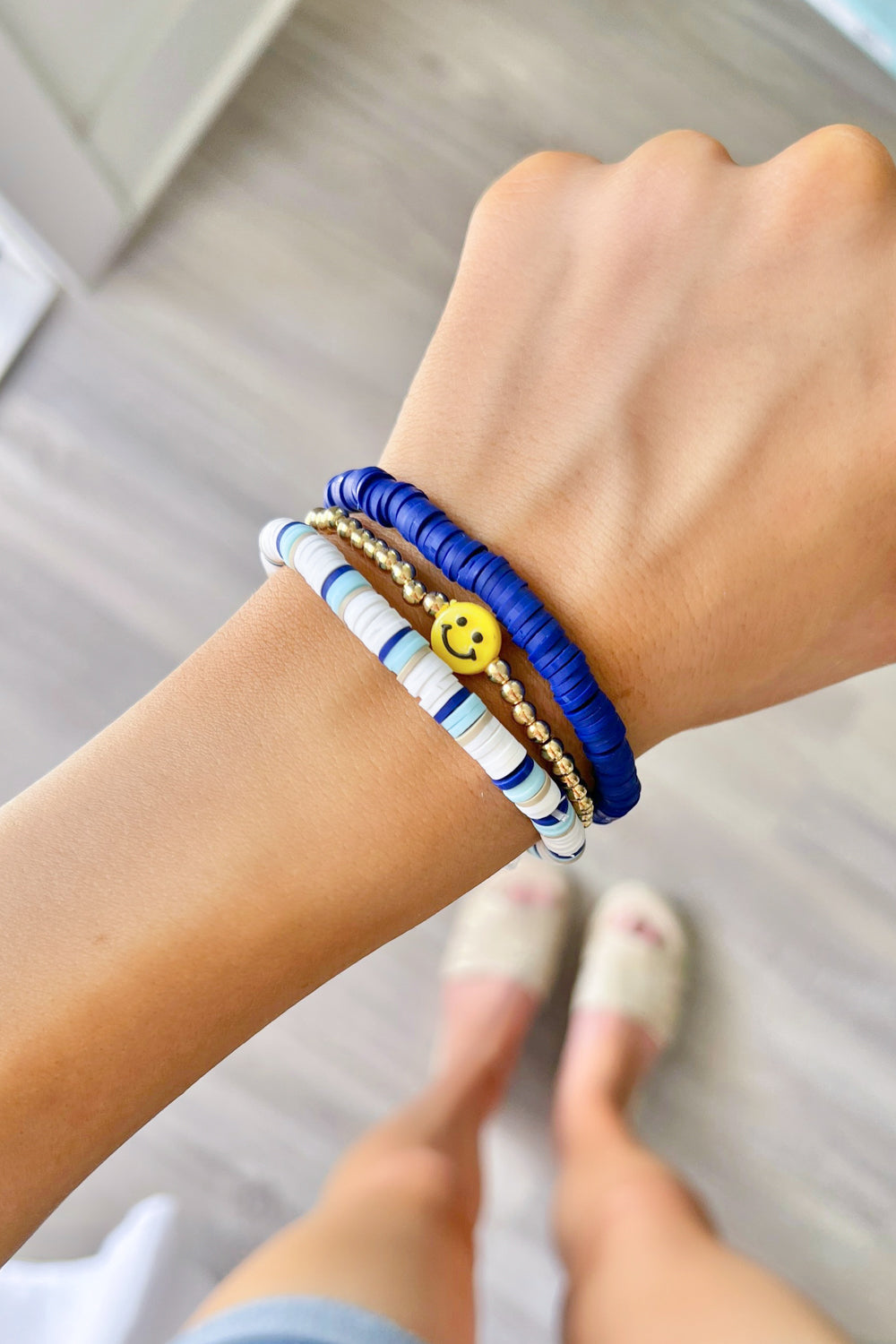Smile Rubber Bracelet - Blue Multi | Makk Fashions