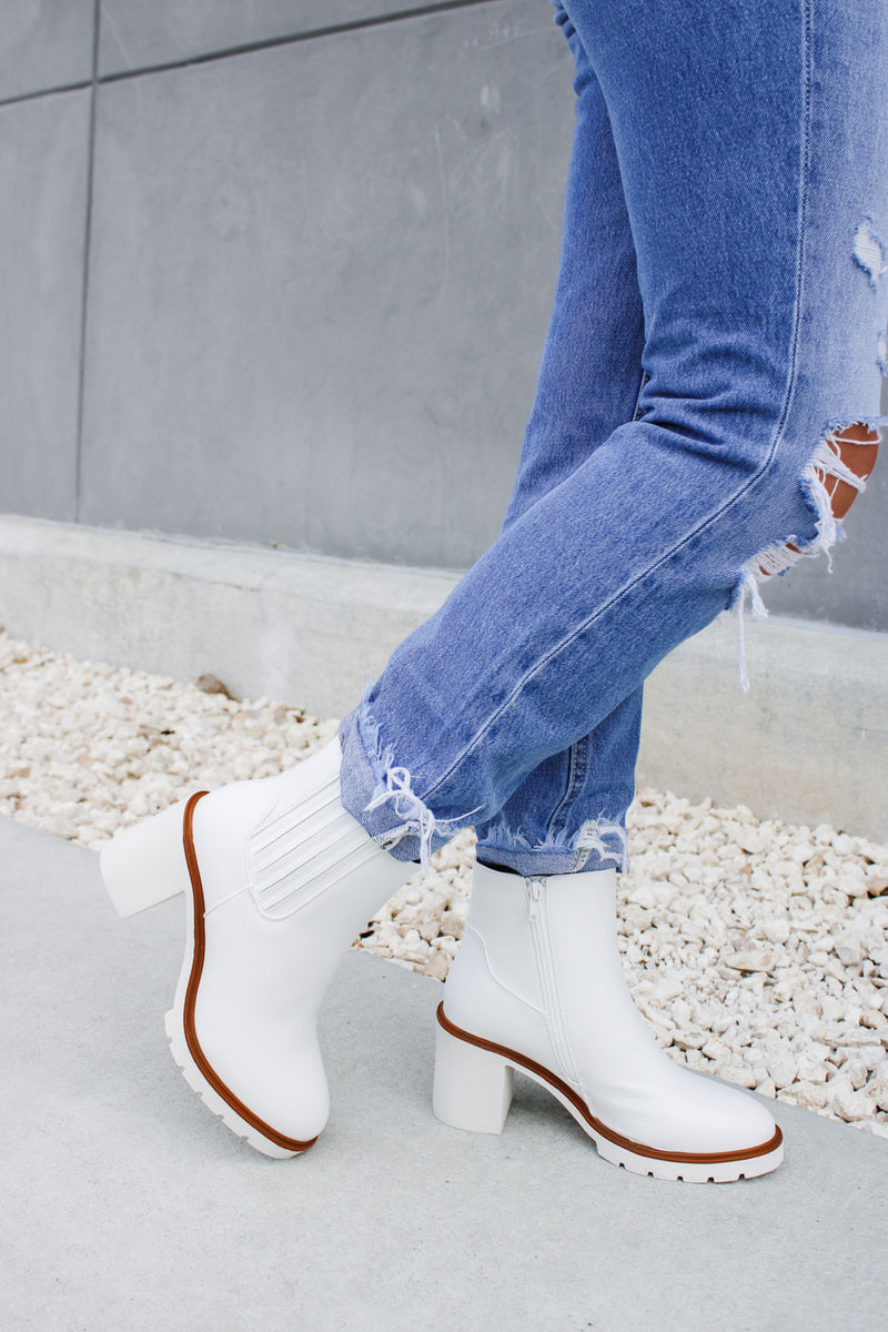 The Ashlee Leather Block Heel Booties - White | Makk Fashions
