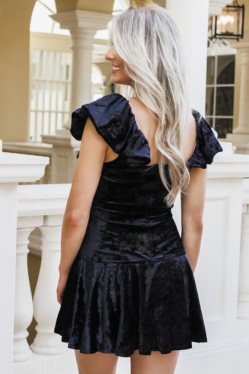 Tis' The Season Ruffle Velvet Dress - Black | Makk Fashions