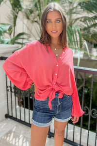 Z Supply: Clarisa Crinkle Top - Coral | Makk Fashions